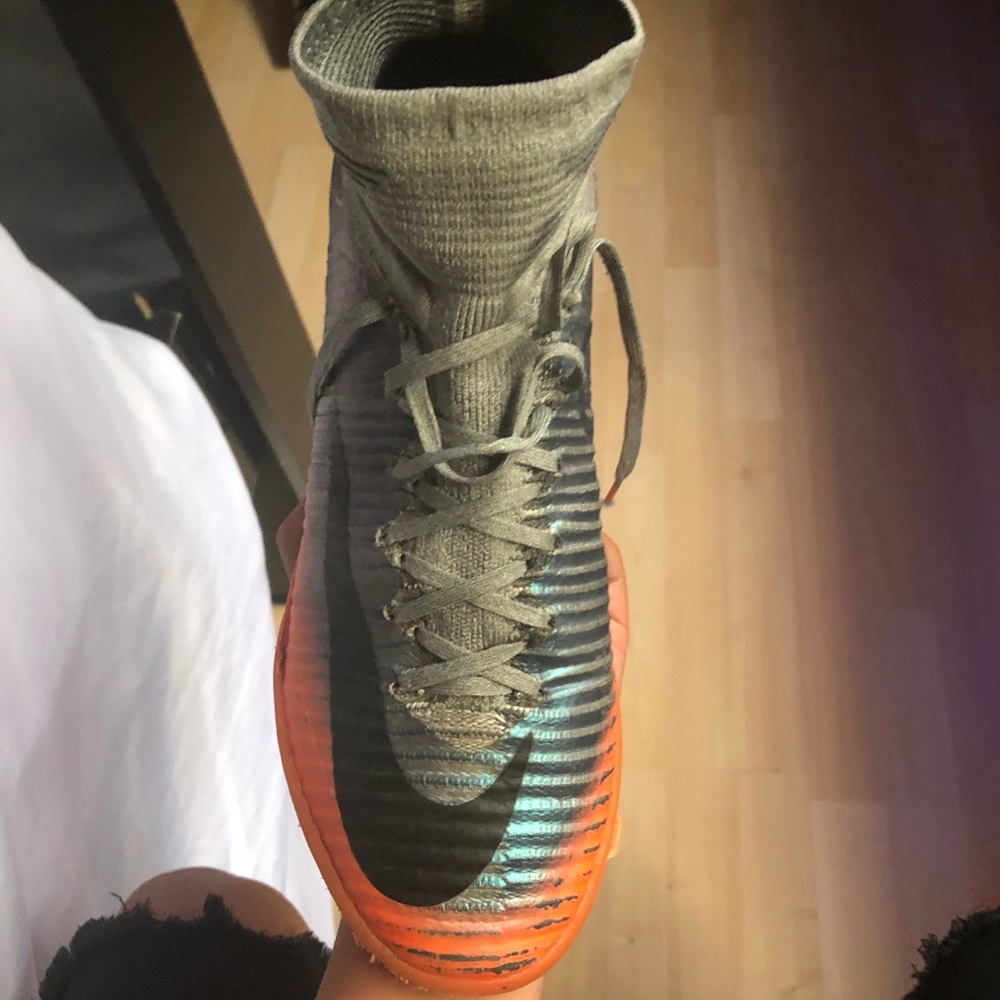 Cr7 SOCCER SHOES